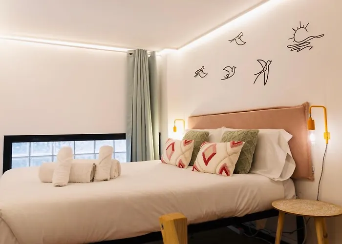 Апартаменты B2 Verdeguer - Cozy Loft Close To The